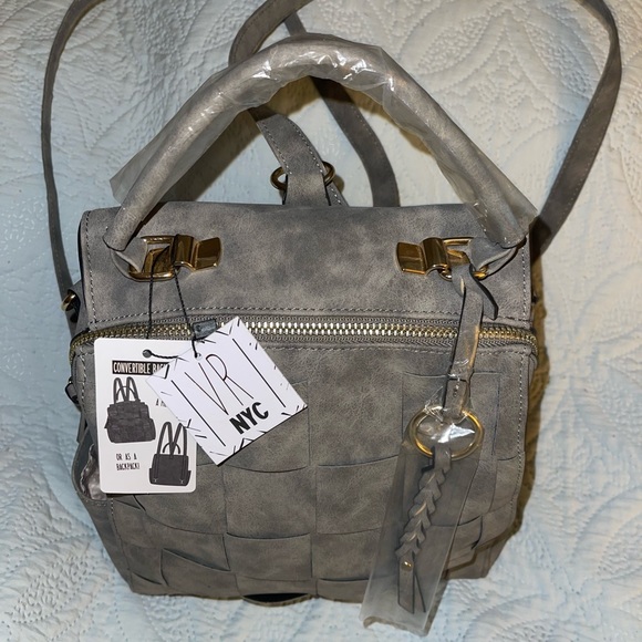 BACKPACK BRAND NEW‼️ Medium size lightweight backpack woven gray faux suede - Picture 2 of 10